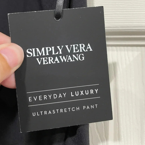 Simply Vera Wang Large Bootcut Mid-Rise Pants Everyday Luxury UltraStretch Black - Picture 4 of 10